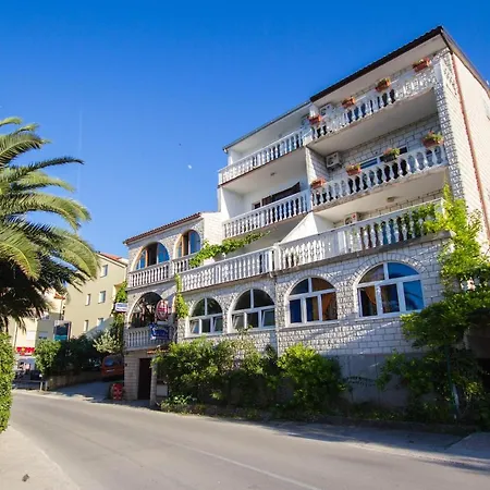 Appartement Apartments More