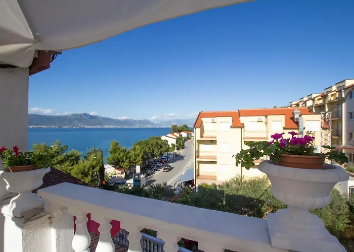 Apartments More * Trogir