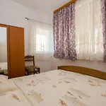 Apartamento Apartments More *
