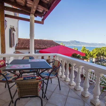 Apartments More Апартаменти *