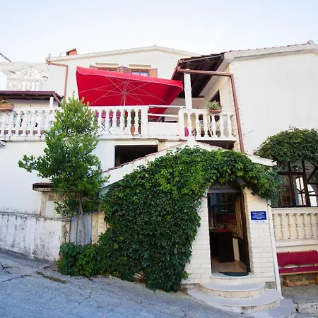 Апартаменти Apartments More *