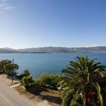 Апартаменти Apartments More *